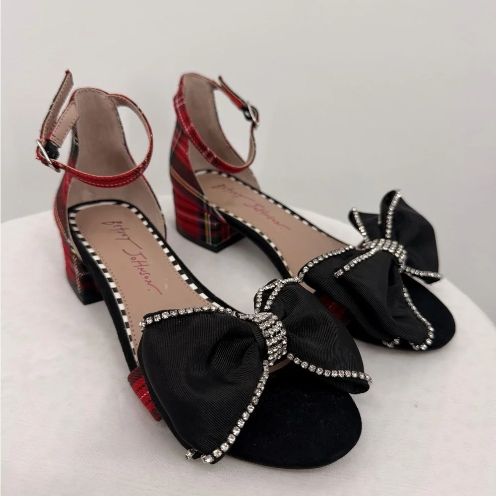 Betsey Johnson betsey johnson